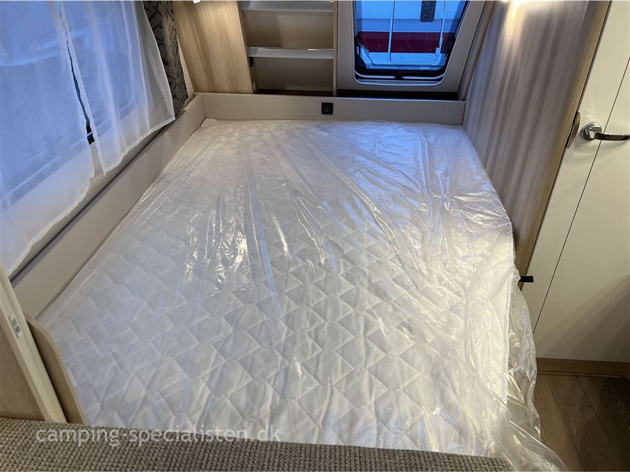 Hobby De Luxe 400 SFE